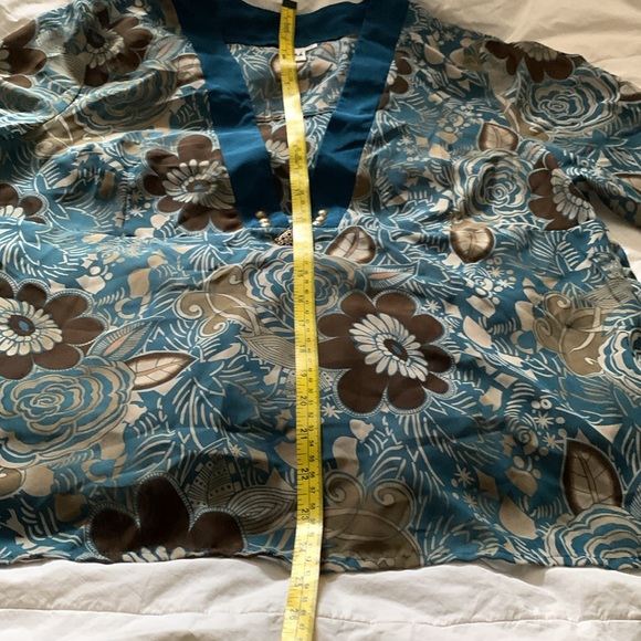 Sash Blouse - Picture 9 of 10